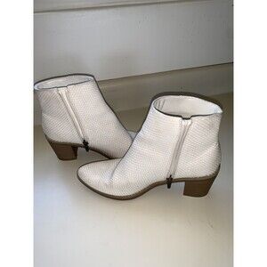 Faux Snakeskin Waterproof Ankle Boots Sz 8.5 By Universal Thread White Zip Up